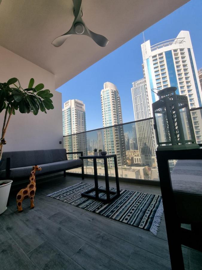 Urban Getaway Dubai Downtown Apartamento Exterior foto